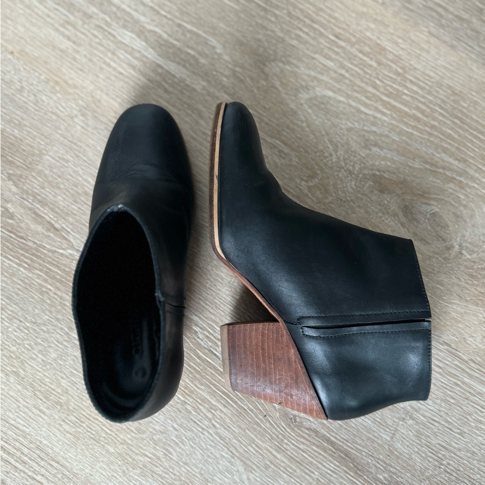 Rachel Comey Mars Booties – Black Leather – Size 8 – 3” Heel